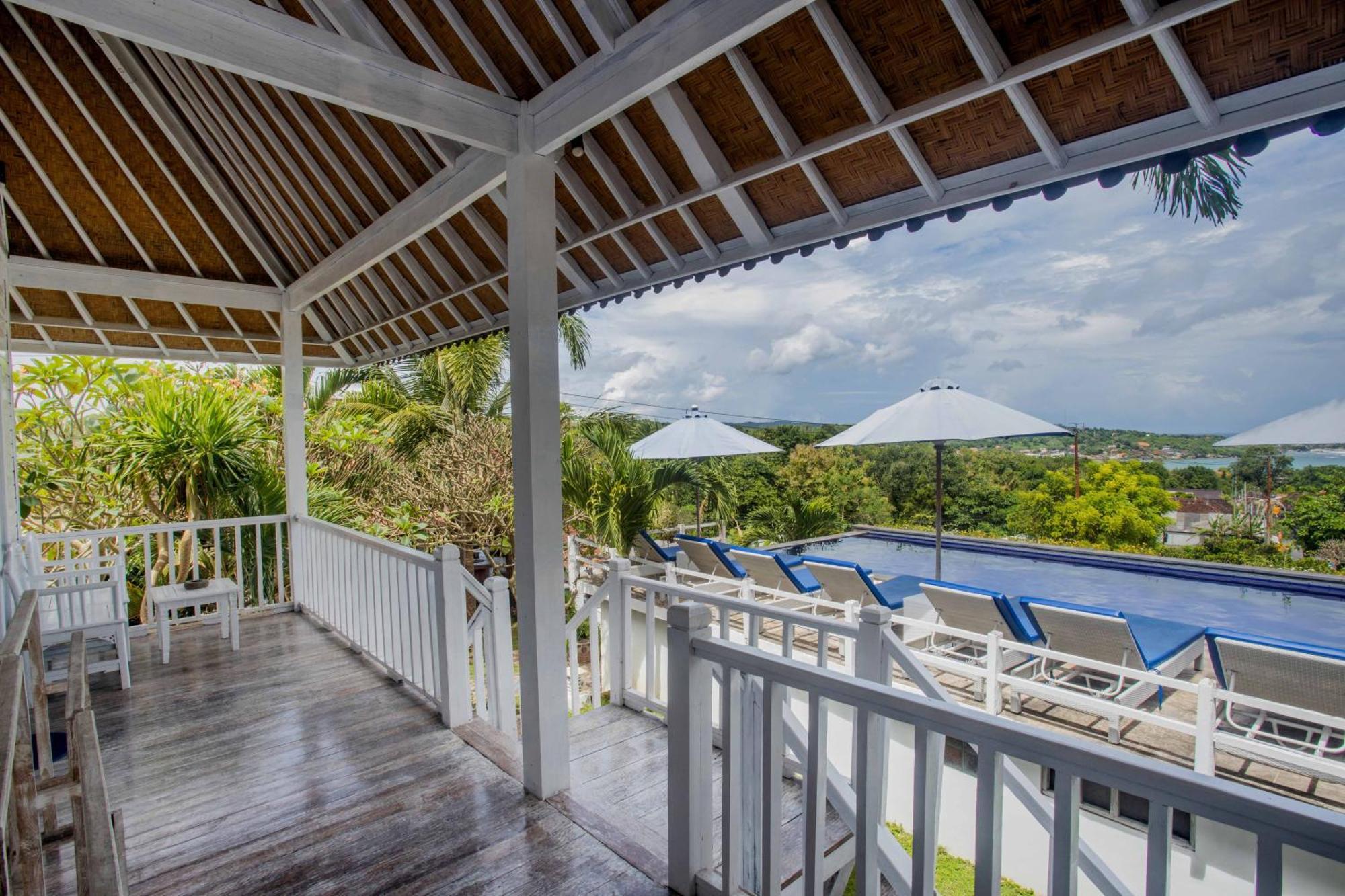 Готель Grand Sea View Lembongan Нуса-Лембонган Екстер'єр фото