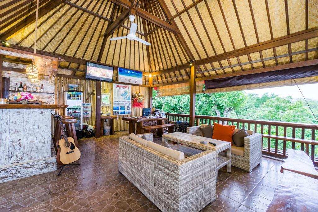 Готель Grand Sea View Lembongan Нуса-Лембонган Екстер'єр фото